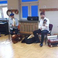 received 1000363710883618